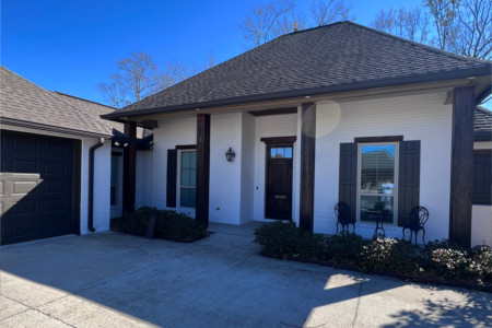 Best Exterior Paint for Louisiana Heat, Humidity, and Storms